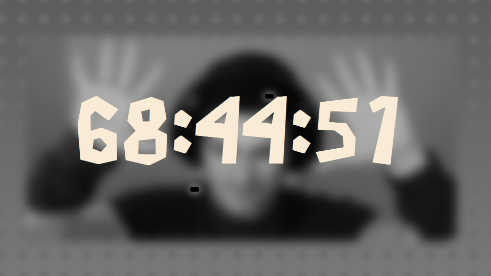 MeiaUm na parte de trás com as mãos pra cima, e o timer na frente dele.